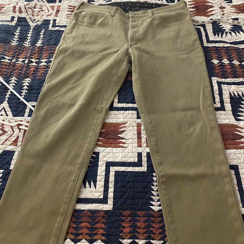 Edwin Patterned Black Jeans - Picture 3 of 8